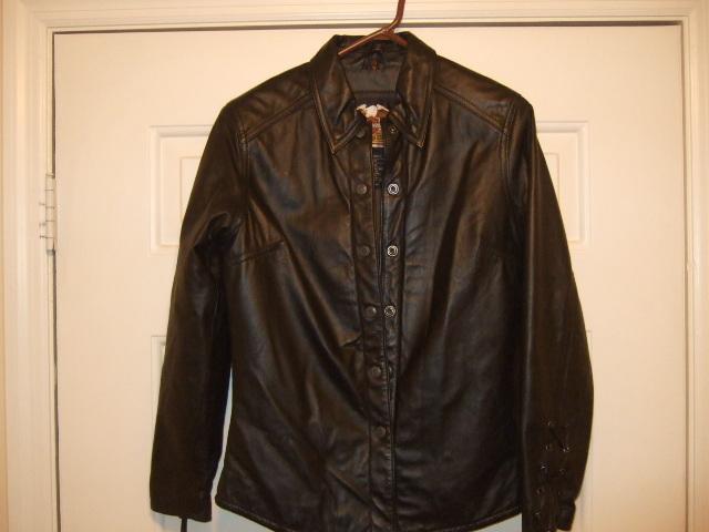 Harley davidson womens black leather jacket- size xs- excellent condition!