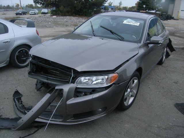 08 volvo s80 hood hinge 499388