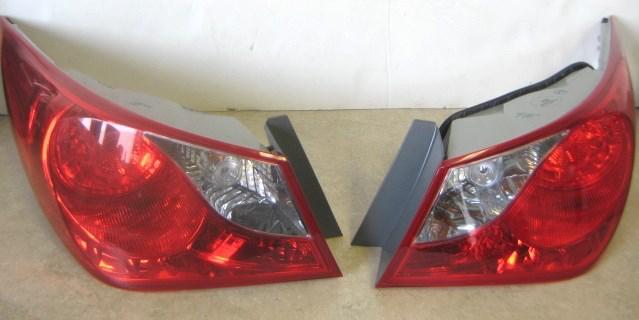 2011 2012 hyundai sonata oem right & left set taillight nice!