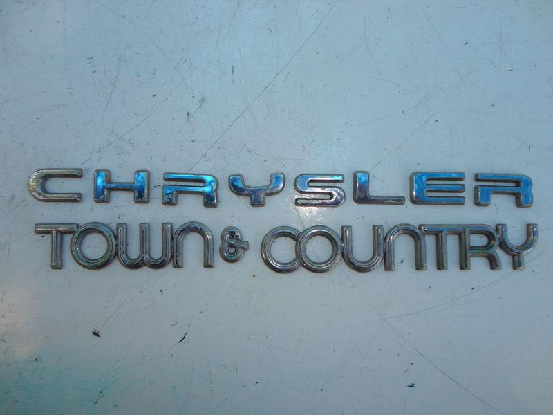 Chrysler town country mini van rear liftgate door hatch logo emblem badge decal