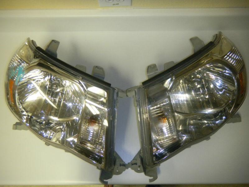 1 pair 2009 toyota tacoma headlamps headlights with bulbs