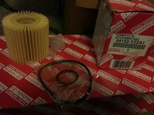 Toyota 04152yzza1 genuine oem factory original oil filter