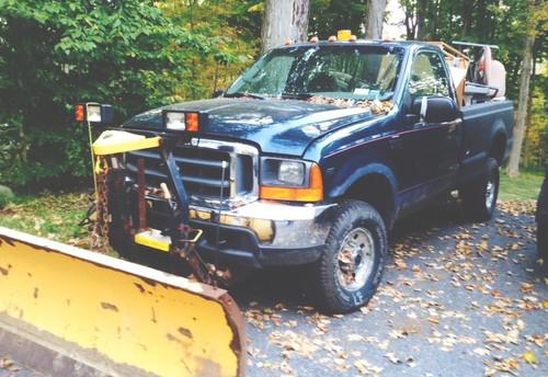 Ford f250 4x4 w/fisher plow minute mount 2