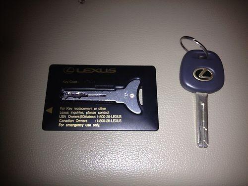 Lexus key transponder emergency valet chip w code rx330 2006 06