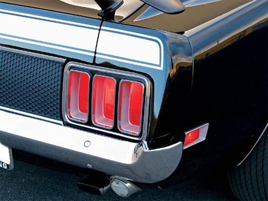 New 1970 ford mustang mach 1 trunk stripe kit in black, 3 piece kit