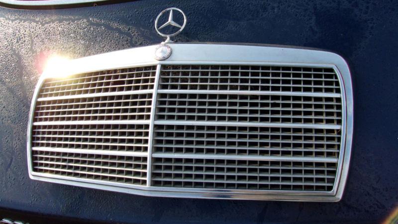 Mercedes-benz w126 sedan gen 2 grille complete with hood star