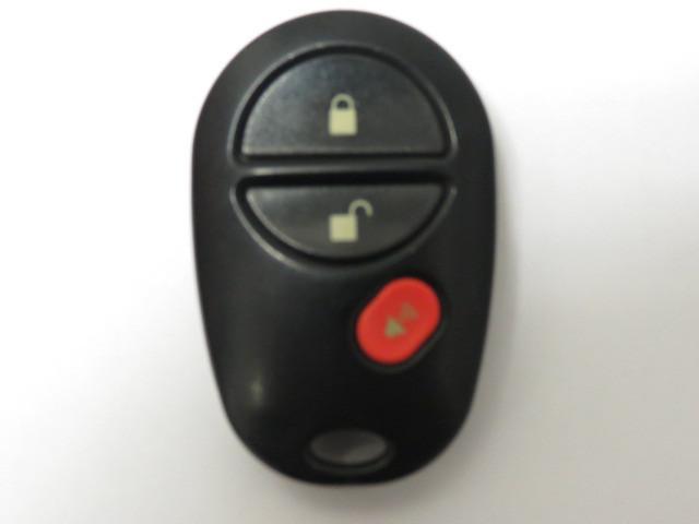 Used toyota remote 3 button fob entry transmitter gq43vt20t