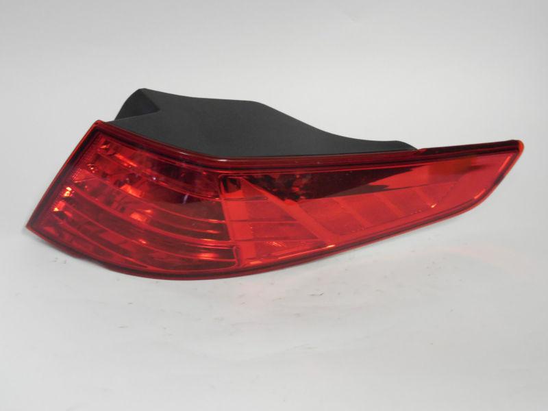 2010 2011 2012 kia optima oem right tail light nice!