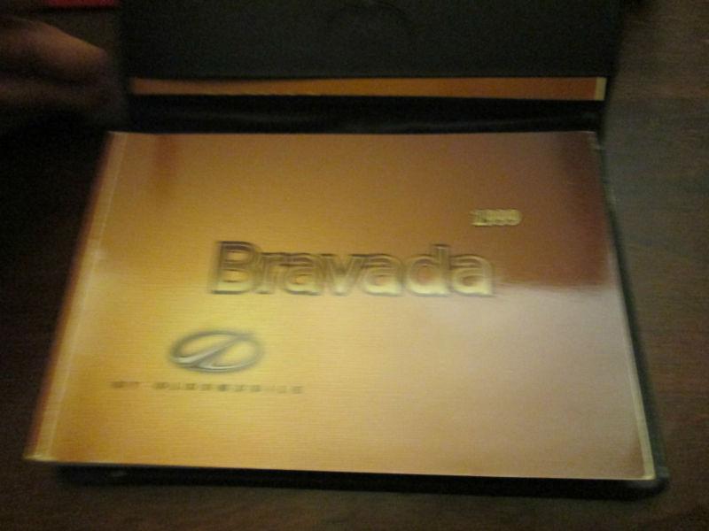 1999 oldsmobile bravada owner's manual w/ folder case