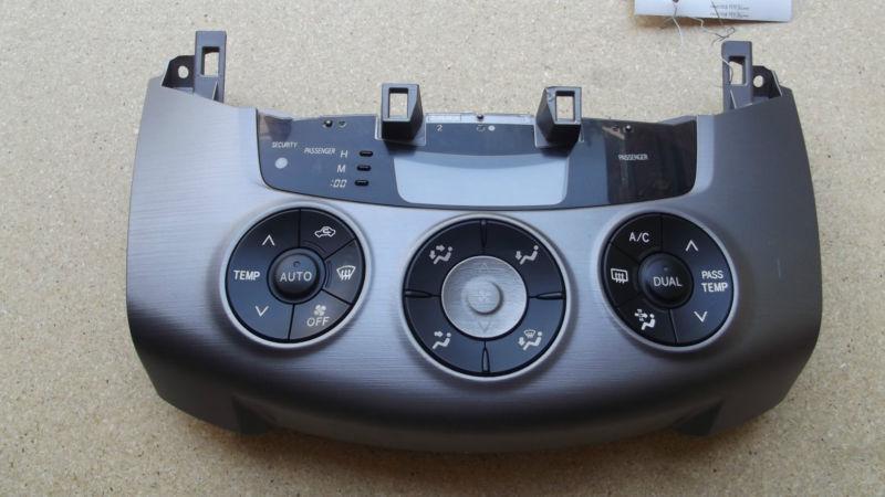 2007 toyota rav 4- ac heat air temp control  oem