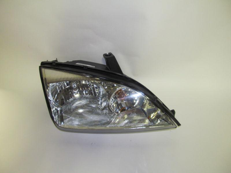 05 06 07 ford focus right headlight nice! 