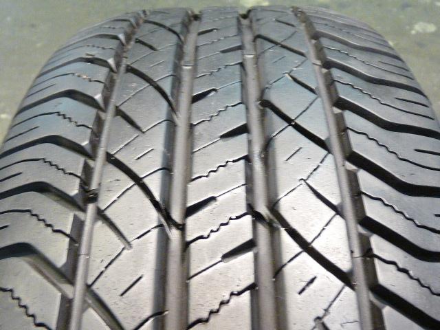 One nice goodyear assurance touring, 225/60/16 p225/60r16, tire # 46501 qa