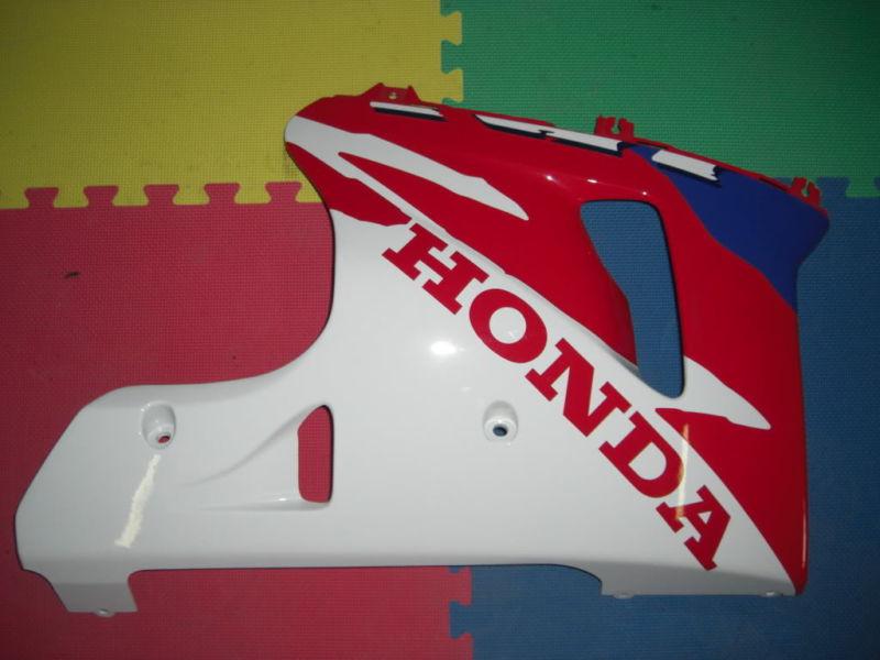 Rc45 right lower fairing cowl cowling honda rc 45 rvf750r new oem factory