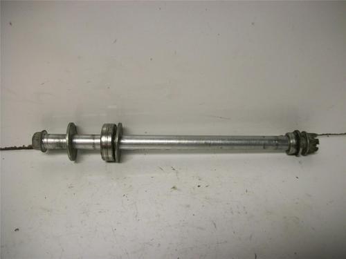 94 yamaha fzr 600 rear axle w / spacers cr