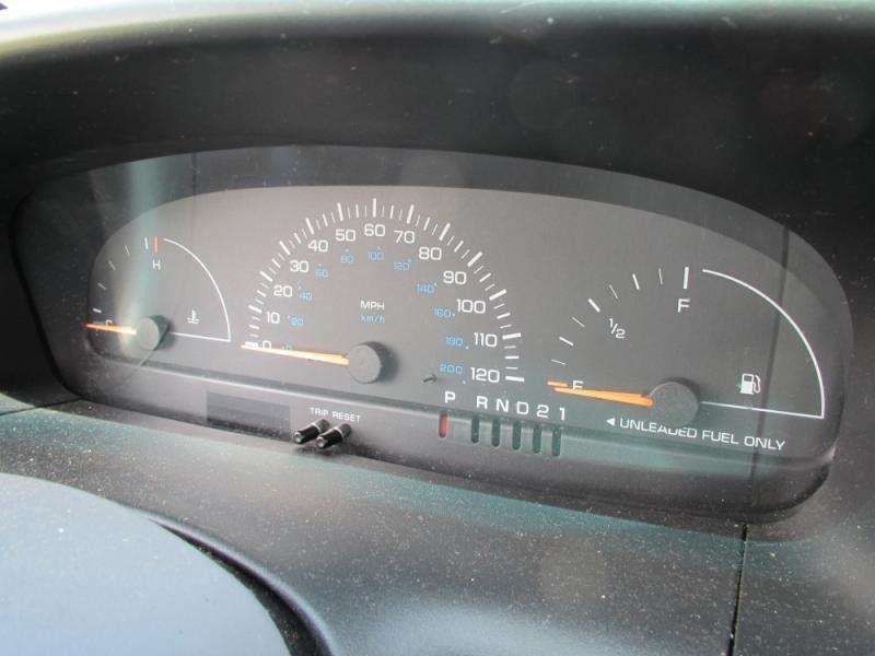 99 00 caravan speedometer cluster 3 spd mph 185853