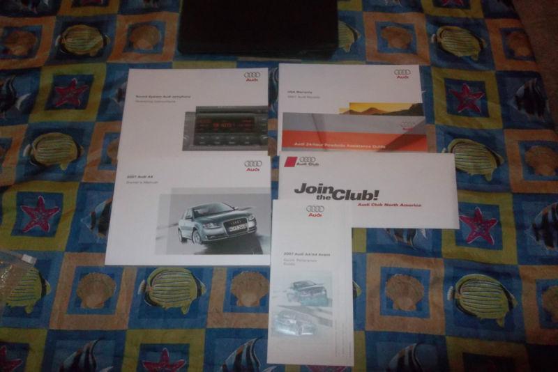 2007 audi a4 owner's manuals and case  