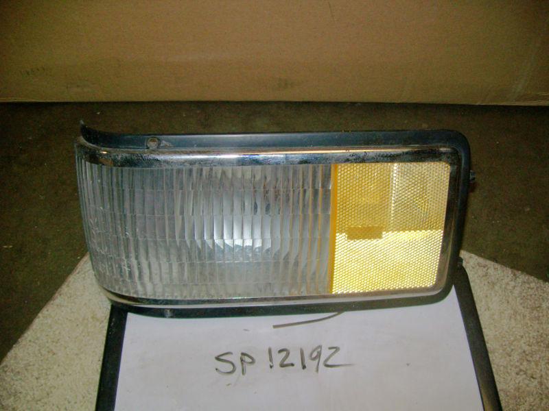 89,90,91,92,93 cadillac deville fleetwood lh drivers side corner light