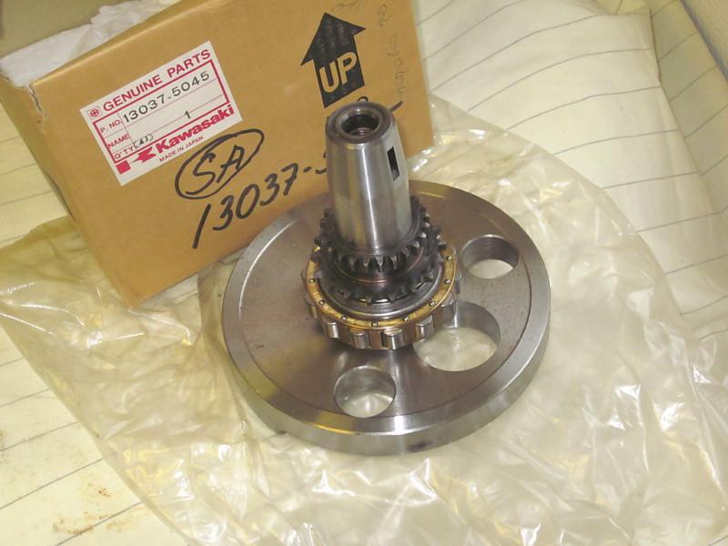 Kawasaki kl600 klr600 b1 b2 b4 b5 b6 b7 b8 b9 a5 crankshaft lh 13037-5045 nos