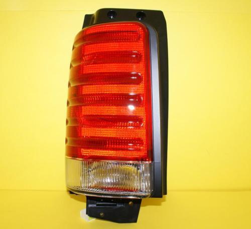 Dodge caravan 1991-95 rear tail light left +voyager