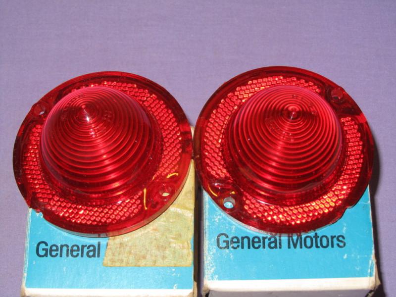 Nos gm 1961-67 chevrolet corvette taillight lens set