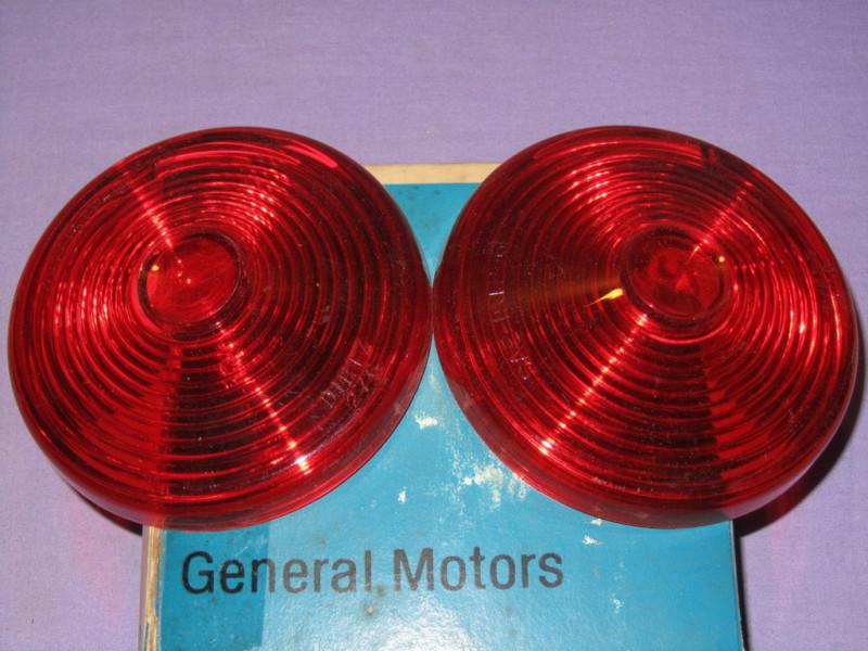 Nos gm 1966-69 chevrolet & gmc truck directional & turn signal lens set