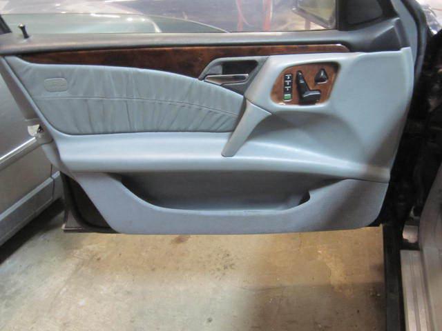 Front interior door trim panel mercedes e320 1999 99 left leather