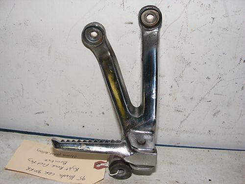 95 honda cbr900rr cbr 900rr rear foot bracket right