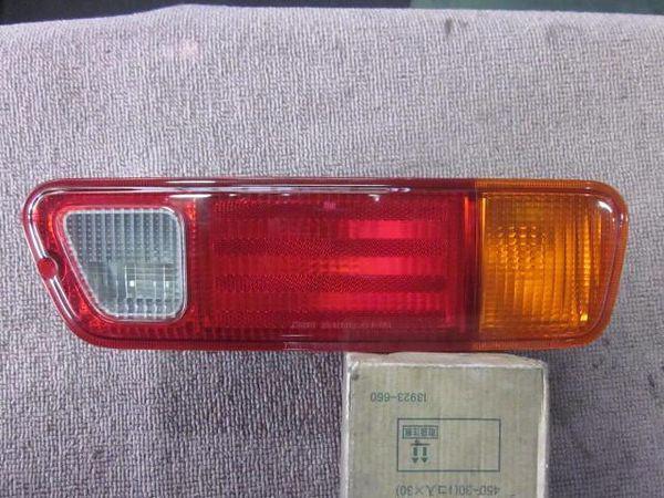 Mitsubishi minicab 1996 rear right combination lamp [2115500]