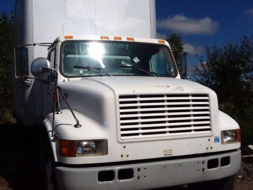 International 4700/4900  hood used no reserve!!!!!!!!!!!!!!