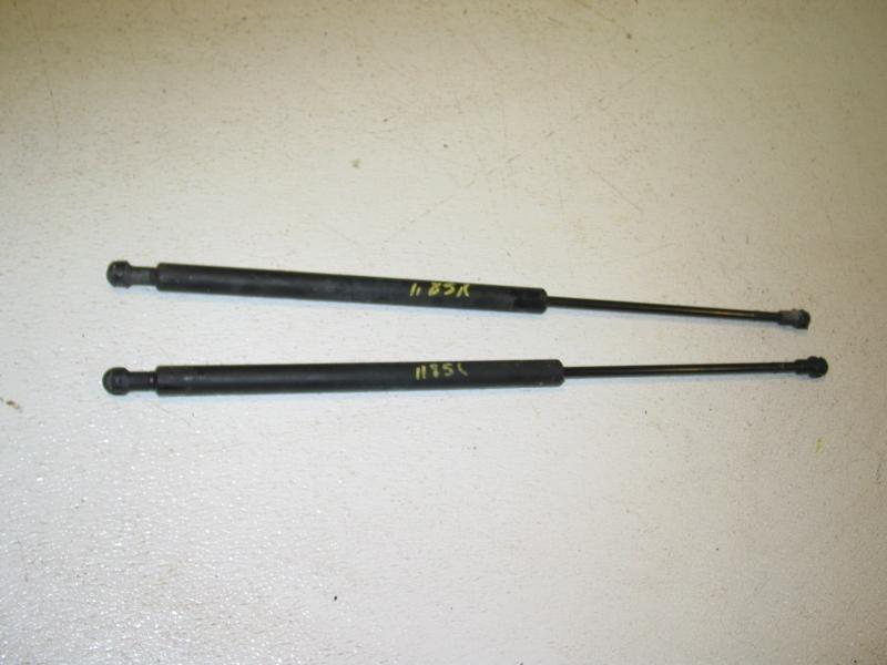 03 04 05 hyundai sonata trunk lid struts pair left and right 