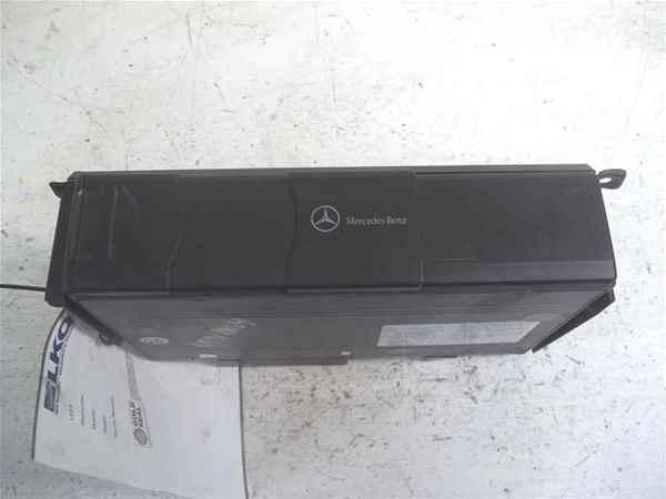 C cl clk s slk g class oem 6 disc cd mc3010 changer lkq