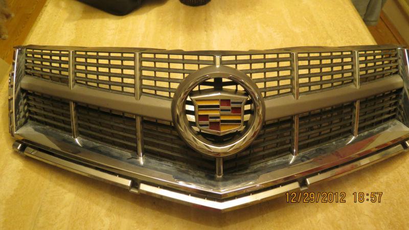 Cadillac srx chrome grille