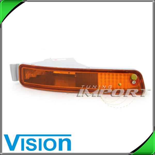 Passenger right side bumper turn signal light lamp 95-96 toyota camry 2dr 4dr