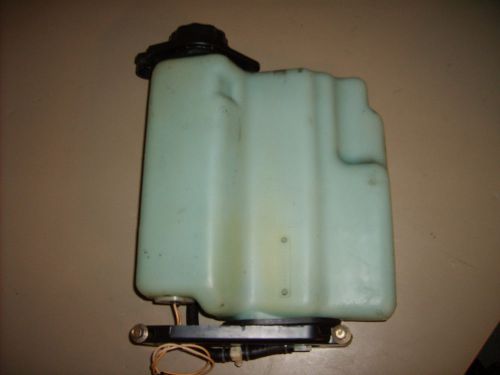 Mercury outboard oil tank reservoir 1988 90hp 3cyl elpto with brackets n hardwa