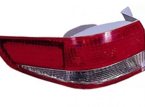 2004 honda accord tail light left