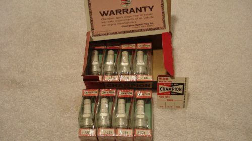 Set/8 nos j13y champion plugs 1960-1972 chrysler dodge plymouth 383 400 440 v-8