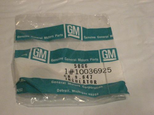 Gm original/ delco antenna insulator in package n.o.s.#10036925 gr.9.647