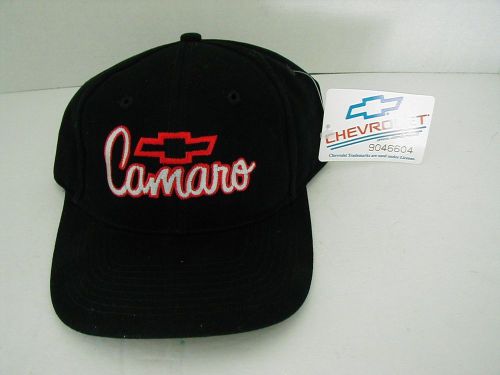 Nwt camaro embroidered black snapback truckers/baseball cap