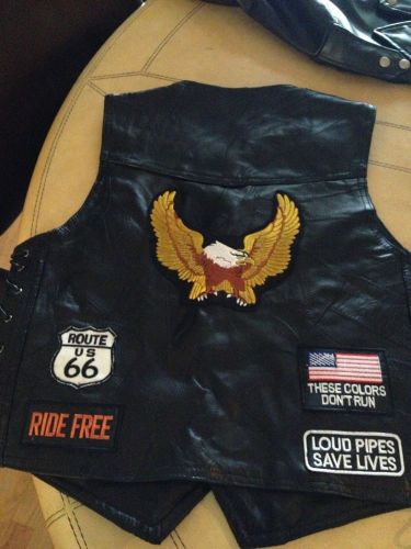 Men&#039;s leather motorcycle club &amp; biker vest  sz med awesome new