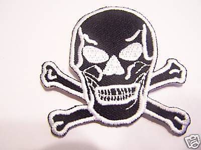 #0558 motorcycle vest patch skull -n- cross bones