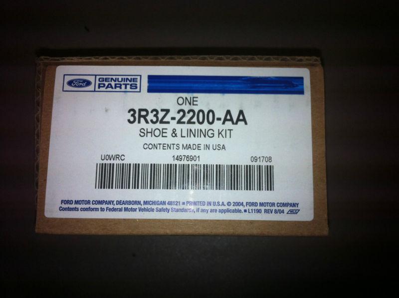 New ford cobra/bullet rear brake pads 3r3z-2200-aa