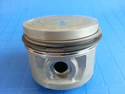 Mercedes benz m110 piston kit 1100307217 w114 w123 w116 w126 280 oem nos mahle