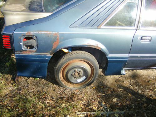 Ford mustang 8.8 5 lug rear with disc brakes ratio unk, used