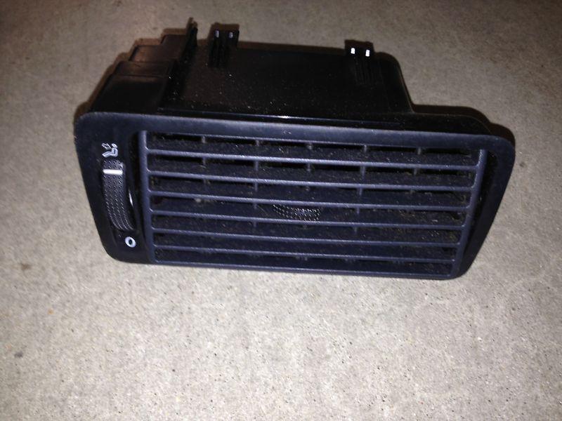 Right passenger side airvent factory vw oem from anniversary edition mk4 gti ae 