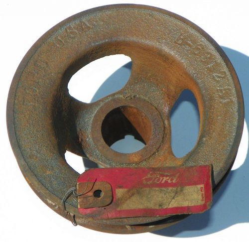 Nos 1928-1932 ford 4 cyl crankshaft pulley,model a,1929,1930,1931