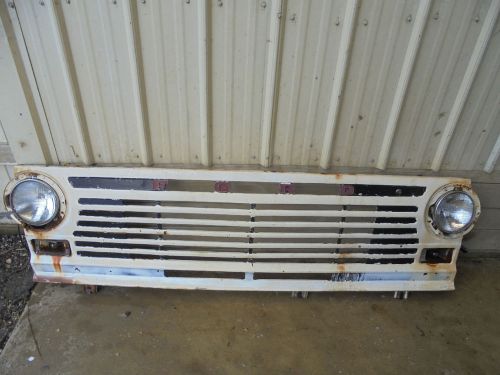 Ford 1968 1969 1970 econoline van grille e100 e200 e300