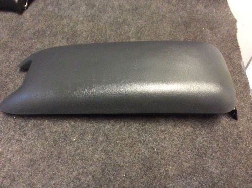 94-97 chevrolet blazer gmc jimmy s 10 trailblazer center console lid oem black