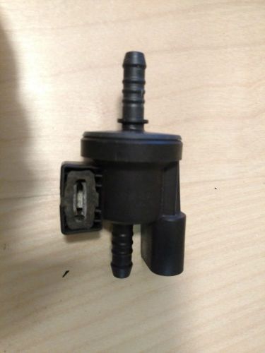 Vw audi  evap purge solenoid oem 06e 906 517   ( 0 280 142 431 )