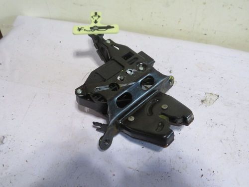 04 pontiac grand prix trunk lock actuator