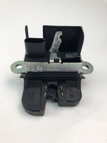 Vw golf vii 5g1, bq1, be1, be2 tailgate lock 5g6827505b 2016 25114956-